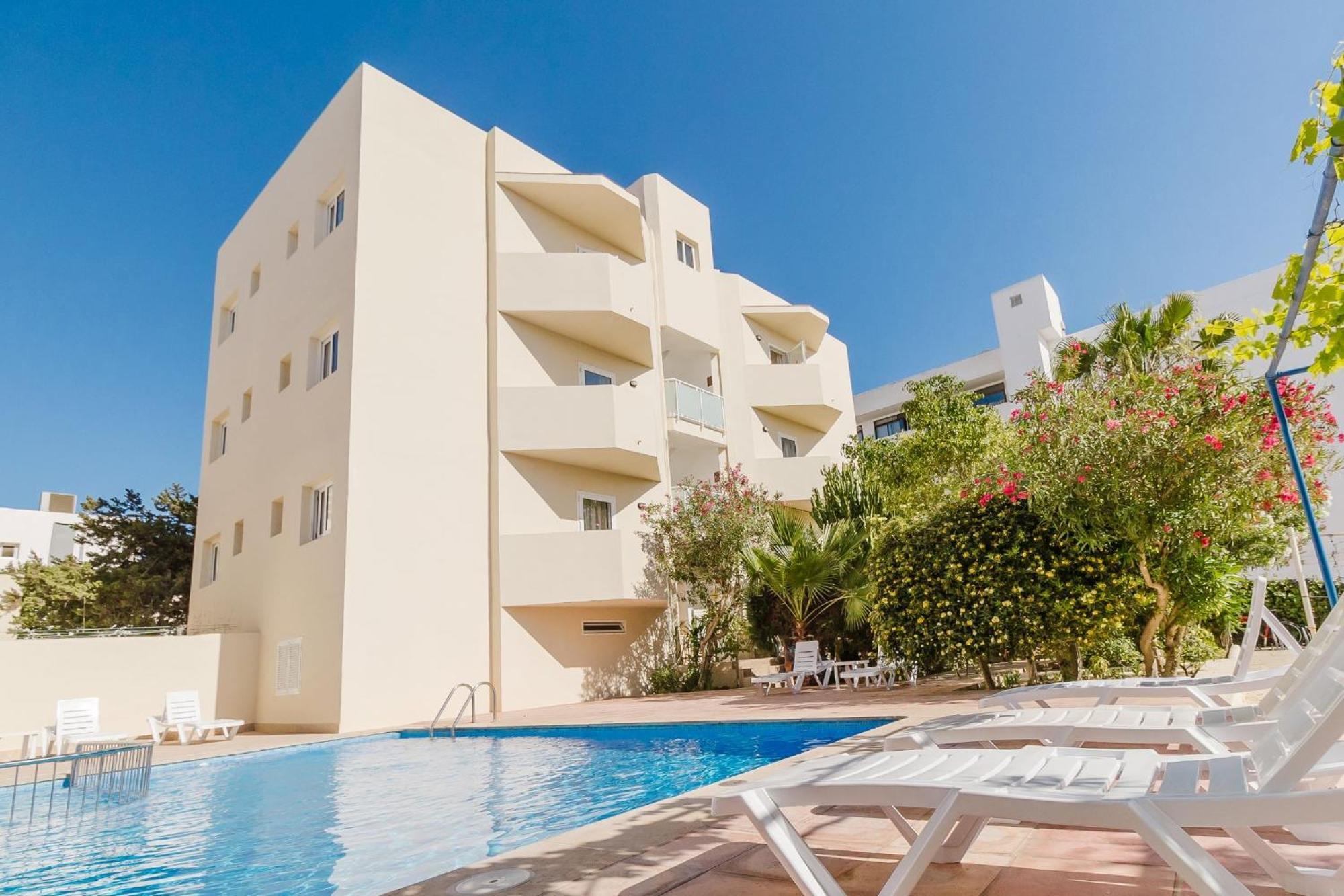 Apartamentos Timon - Emar Hotels Es Pujols Exteriör bild