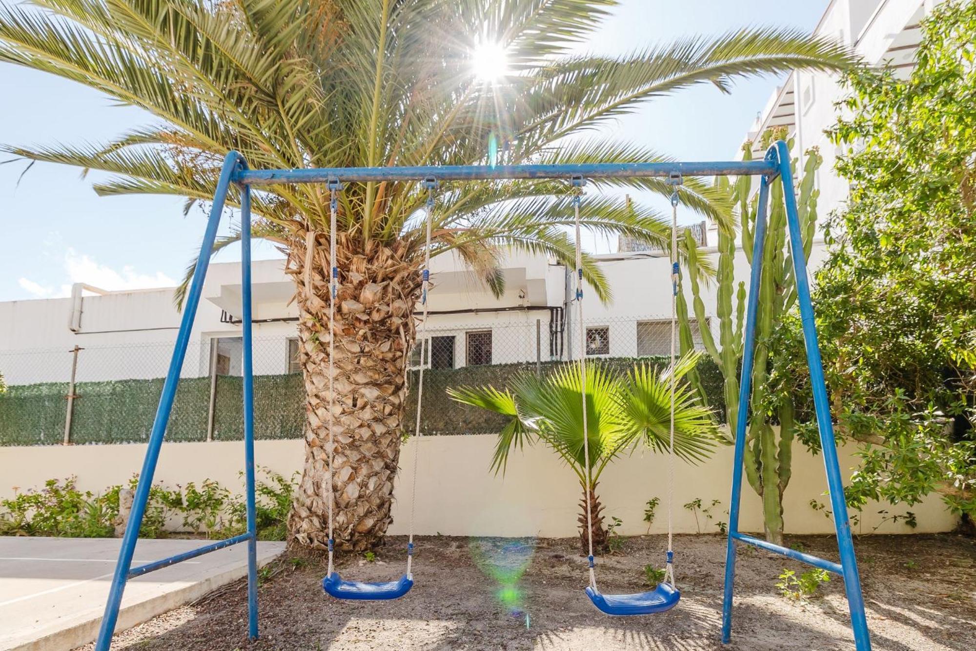 Apartamentos Timon - Emar Hotels Es Pujols Exteriör bild