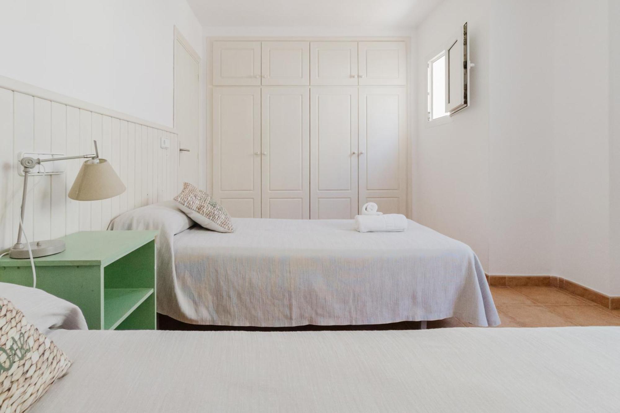 Apartamentos Timon - Emar Hotels Es Pujols Exteriör bild
